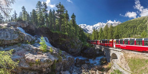 Bernina Express Alamy M5A8K5 900Px X 450Px